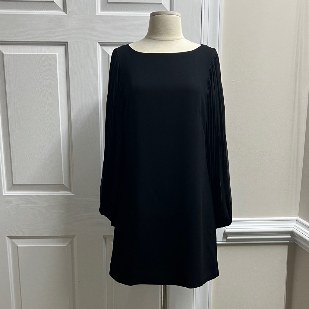 White House Black Market Long Sleeve Black Dress Size 4 Nwot 346